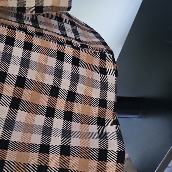 Maurices Caramel, Tan, and Brown Checkered Blazer NWOT - Picture 9 of 16